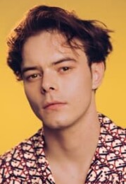 Charlie Heaton