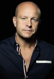 Fredrik Hallgren