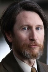 Jonathan Aris